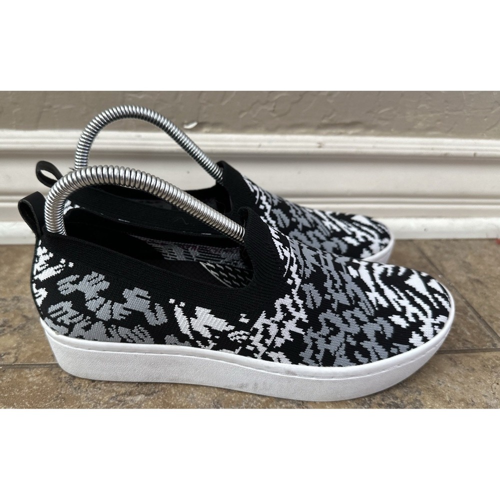 Skechers Womens Air-Cooled Arch Fit 158273 Slip On Shoes Black White Sz 8.5